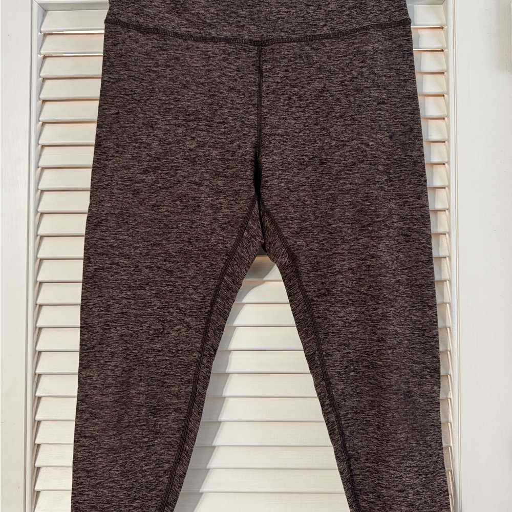 Peloton Woman’s Brown Cropped Leggings